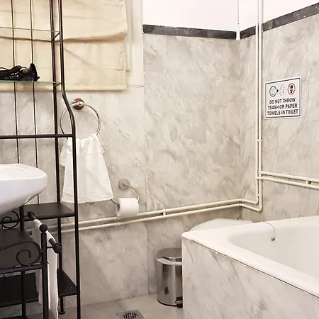 Olive Apartment- Athens Center, 4 Bd, 1.5 Bath Экстерьер фото