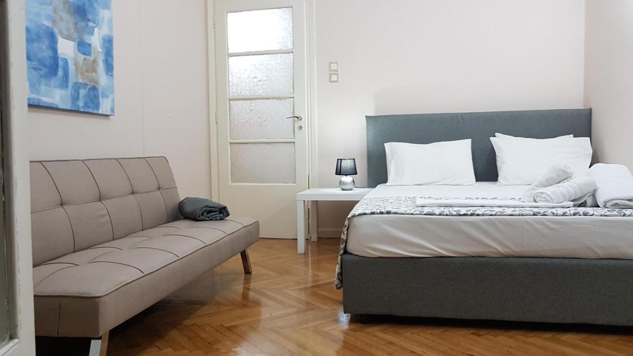 Olive Apartment- Center, 4 Bd, 1.5 Bath *